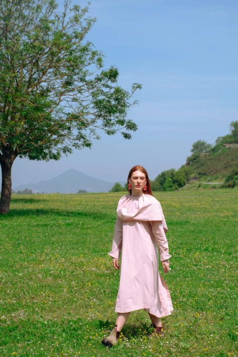 VC_Vestido_Capa_Nude_01